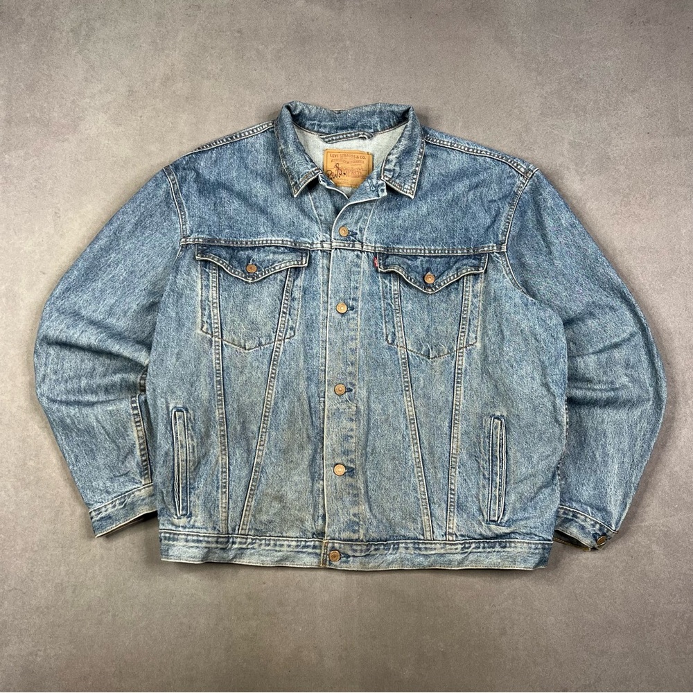 Vintage Levi's Light Blue Denim Jacket XL Tall